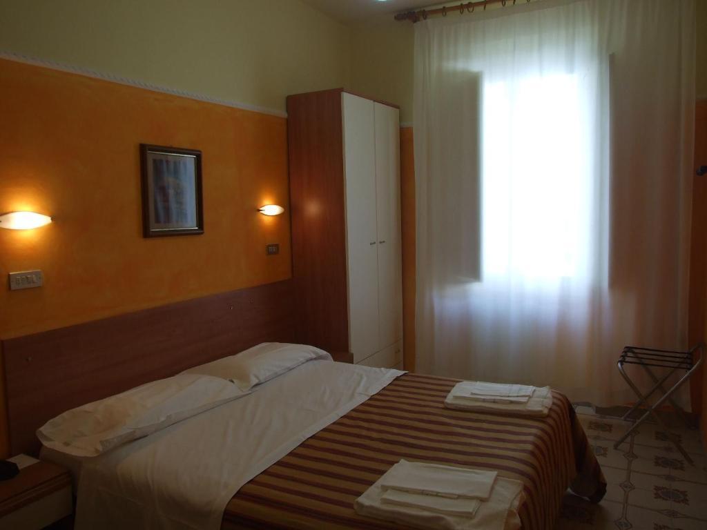 Hotel Midy В'яреджо Екстер'єр фото